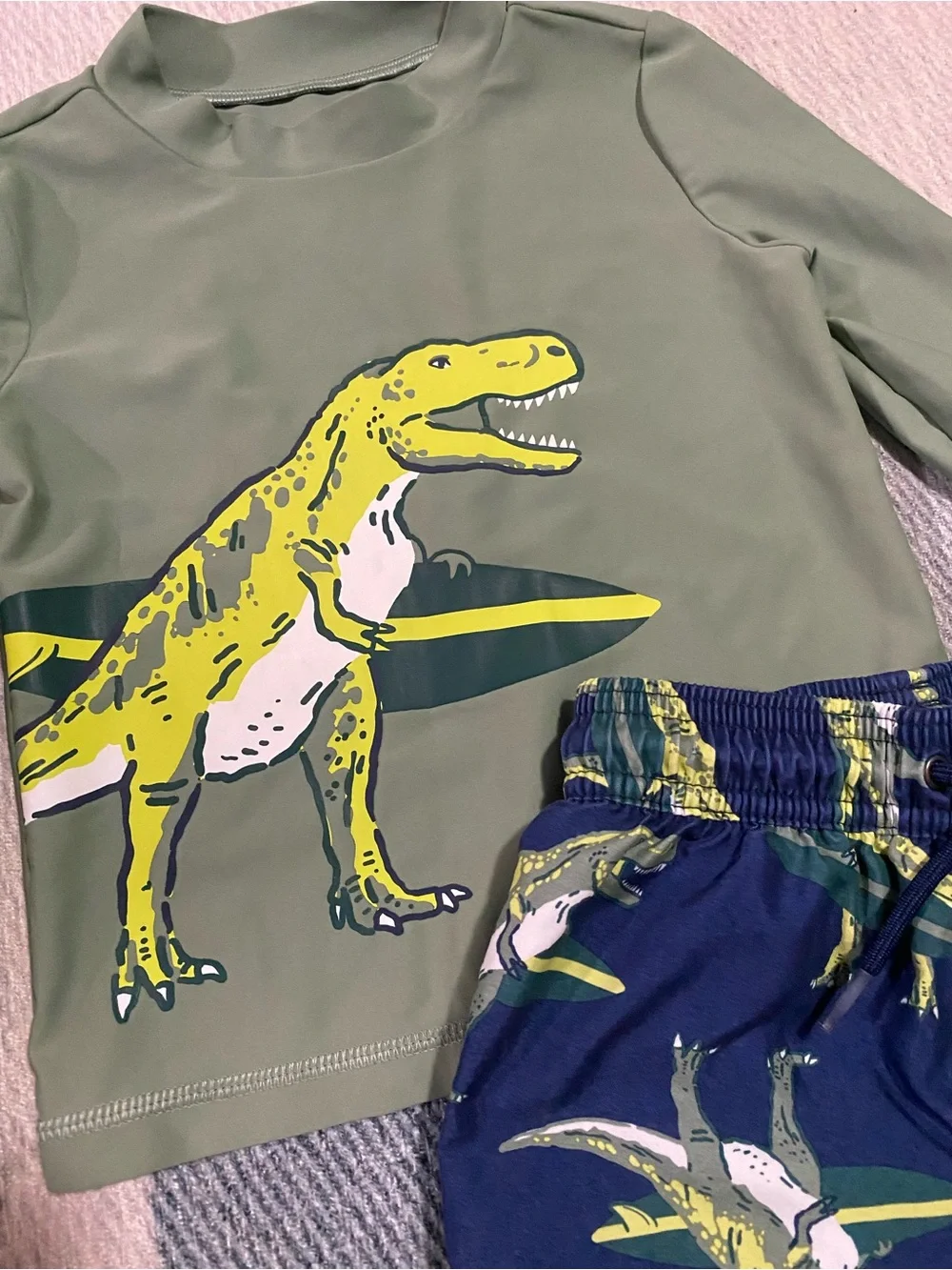 Carter’s boys Long Sleeve Dino Rash Guard Set